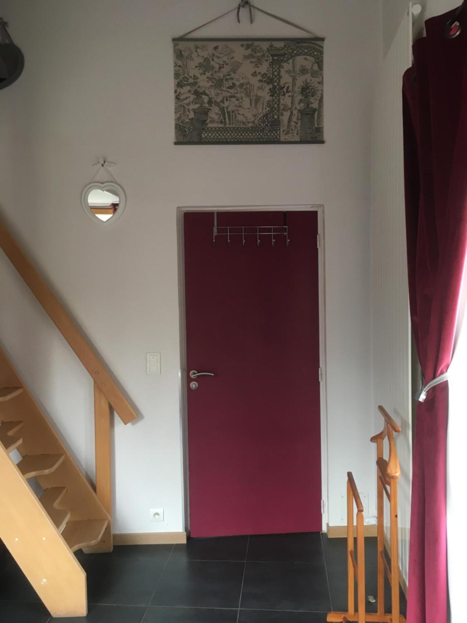 La Tour De Flandre Apartment Rousseloy Bagian luar foto