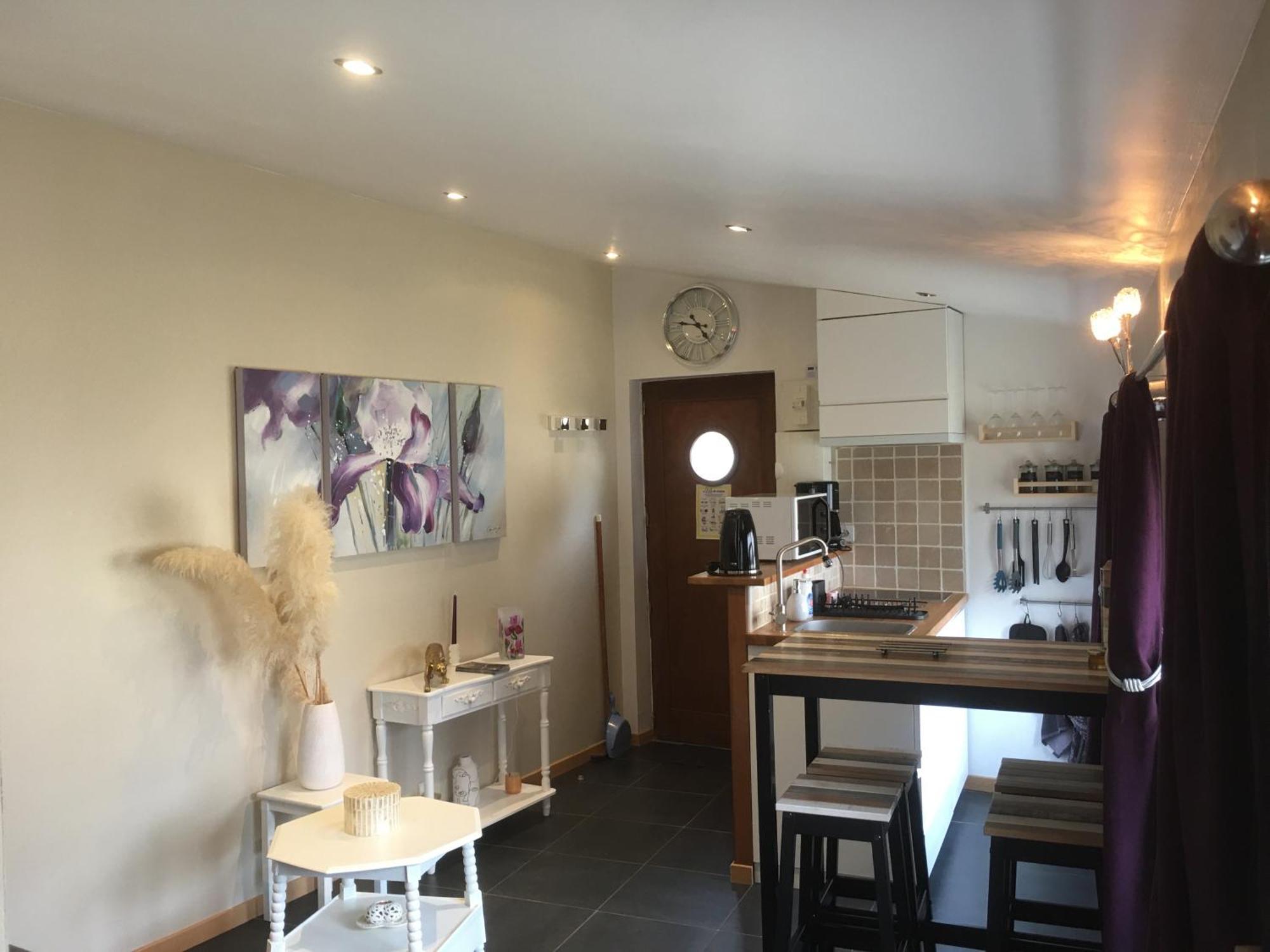 La Tour De Flandre Apartment Rousseloy Ruang foto