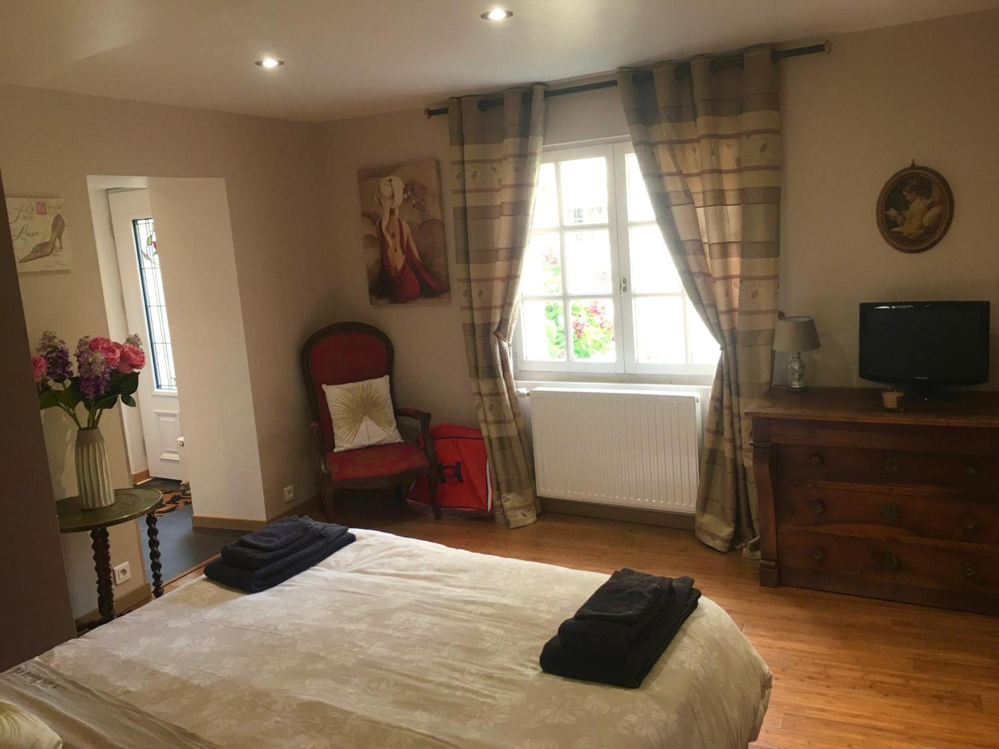 La Tour De Flandre Apartment Rousseloy Ruang foto